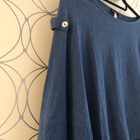 YUL VOY Blue Wrap l Made in Canada l Eco Friendly Fabric - Picture 4 of 7